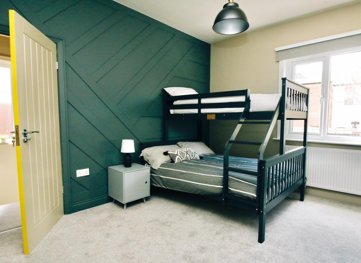 Xxhot Tubxx 4Bed Semi, Sleeps 8, 2 Bathrooms แบล็คพูล ภายนอก รูปภาพ