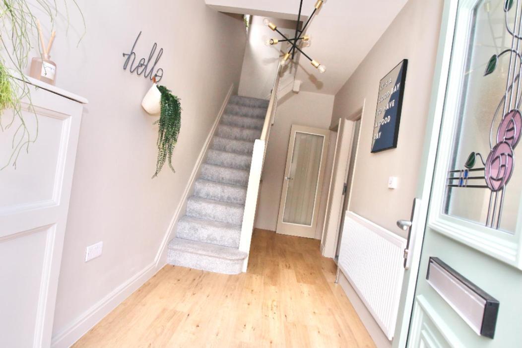 Xxhot Tubxx 4Bed Semi, Sleeps 8, 2 Bathrooms แบล็คพูล ภายนอก รูปภาพ